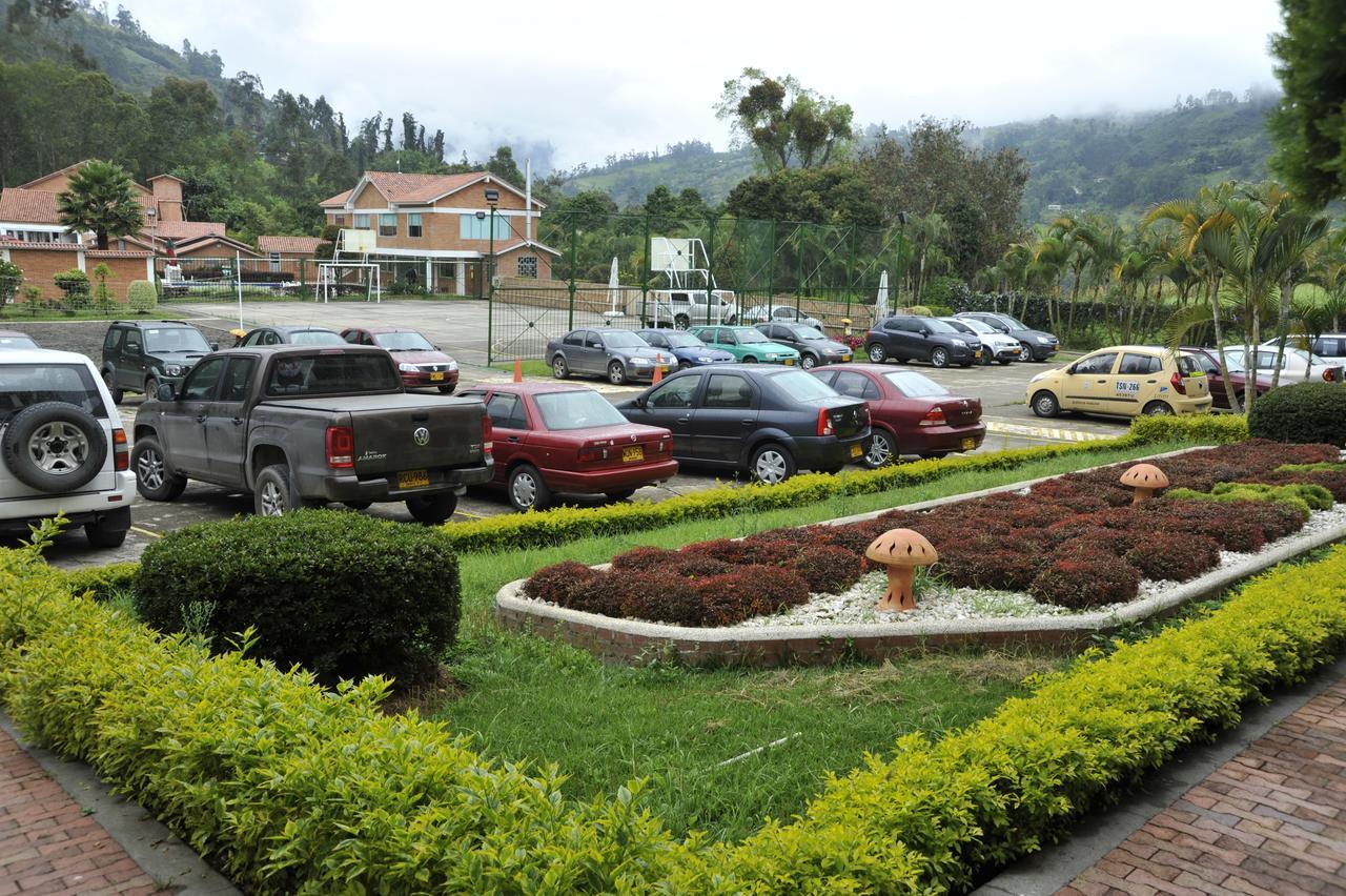 Termales Santa Monica Choachí Exterior foto